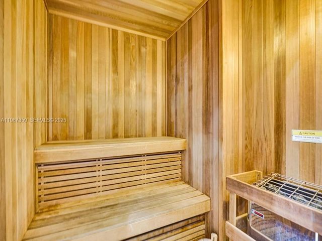 19400 Turnberry Way 1012, Aventura, FL 33180