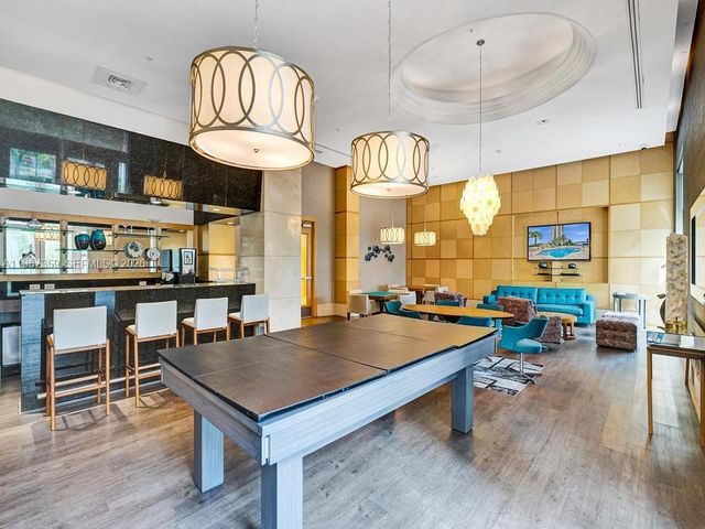 19400 Turnberry Way 1012, Aventura, FL 33180