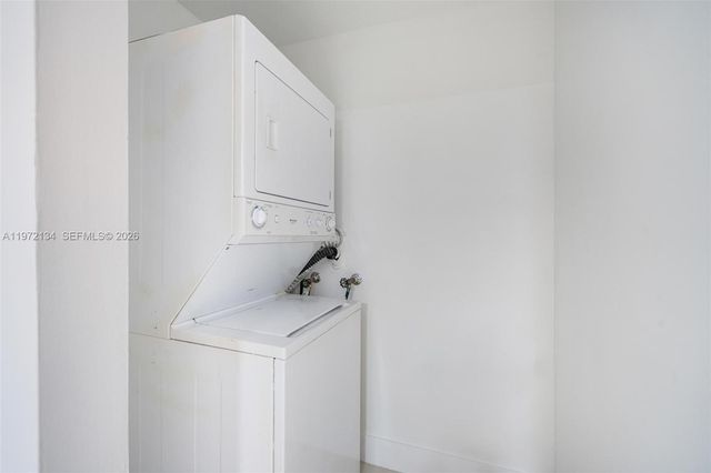 2280 SW 32nd Ave 201, Miami, FL 33145