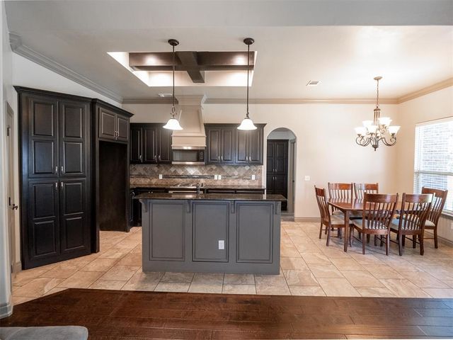 1513 N Savannah Terrace, Mustang, OK 73064