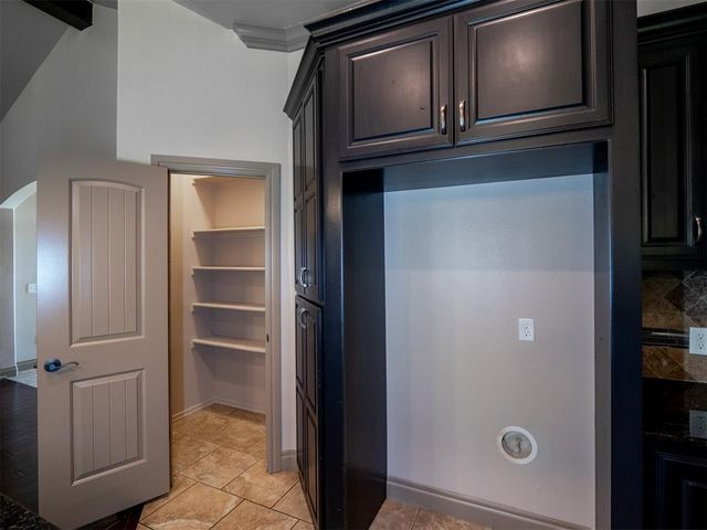 1513 N Savannah Terrace, Mustang, OK 73064