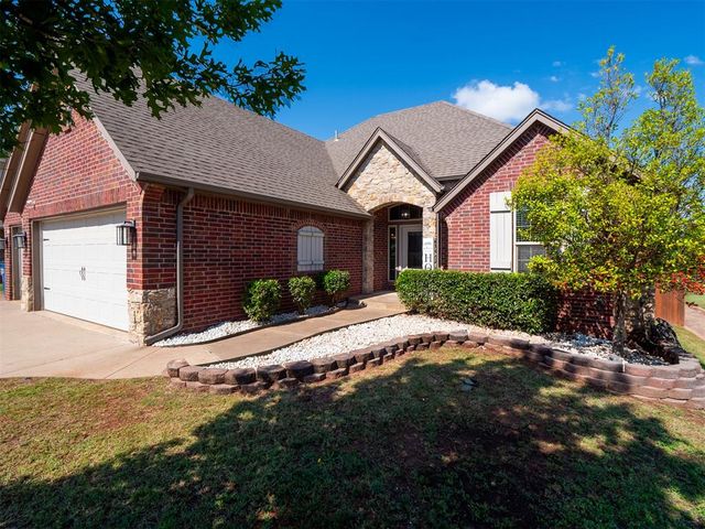 1513 N Savannah Terrace, Mustang, OK 73064