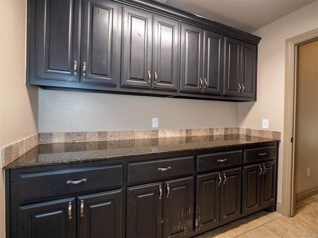 1513 N Savannah Terrace, Mustang, OK 73064