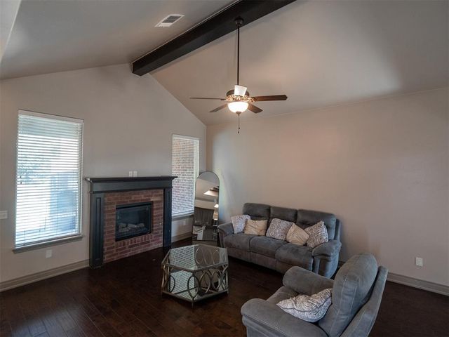 1513 N Savannah Terrace, Mustang, OK 73064