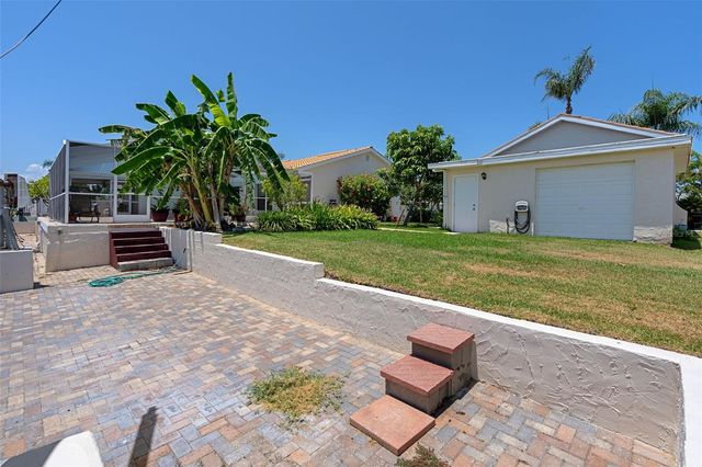 15602 CENTURY DRIVE, Hudson, FL 34667