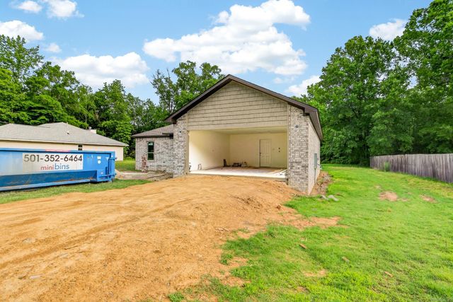 38 Shamsie Drive, Ward, AR 72176