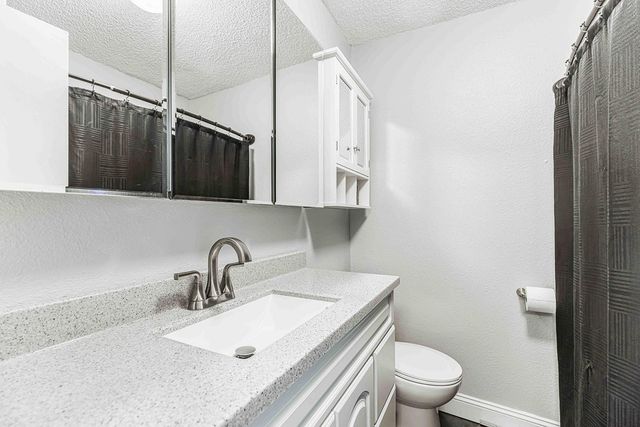 1329 1st Avenue N, Fargo, ND 58102