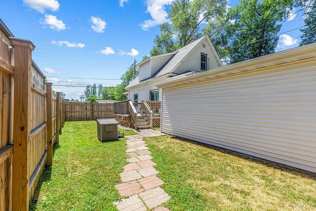 1329 1st Avenue N, Fargo, ND 58102
