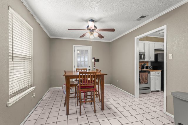 7711 Avenue W, Lubbock, TX 79423