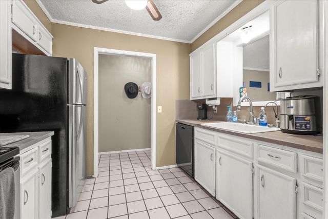 7711 Avenue W, Lubbock, TX 79423