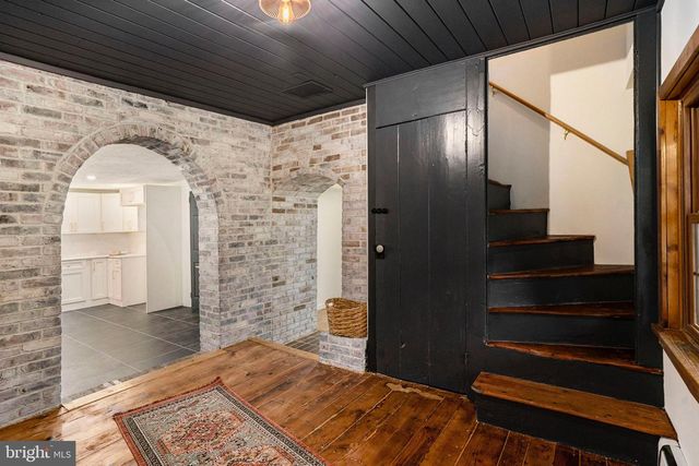 1237 W KING RD, Malvern, PA 19355