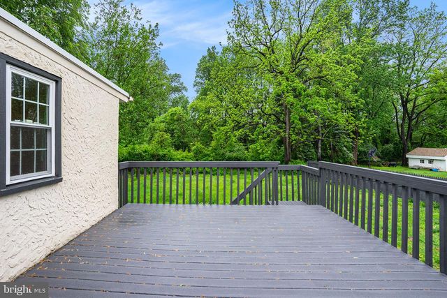 1237 W KING RD, Malvern, PA 19355