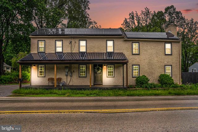 1237 W KING RD, Malvern, PA 19355