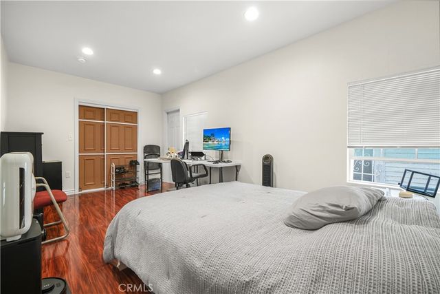 1067 N Wilton Place, Los Angeles, CA 90038