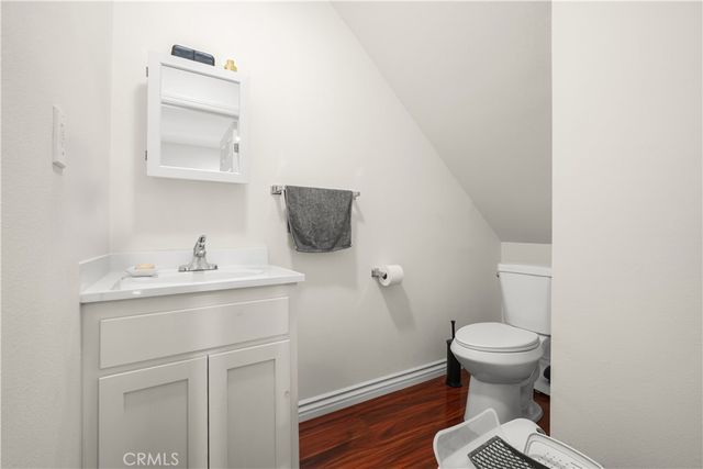 1067 N Wilton Place, Los Angeles, CA 90038