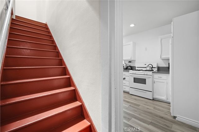 1067 N Wilton Place, Los Angeles, CA 90038