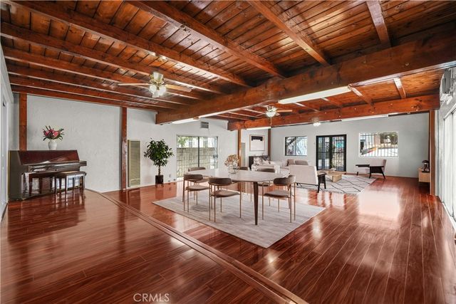 1067 N Wilton Place, Los Angeles, CA 90038