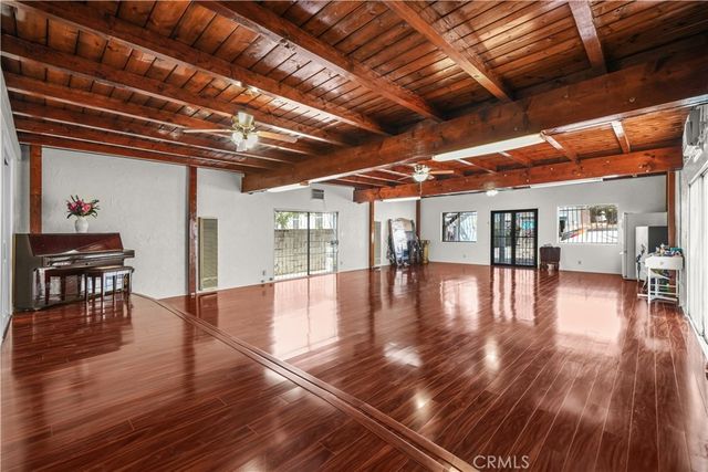 1067 N Wilton Place, Los Angeles, CA 90038