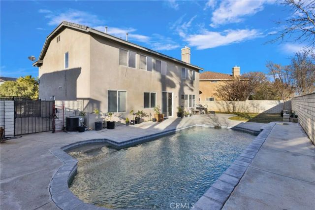 13673 Silversand Street, Victorville, CA 92394