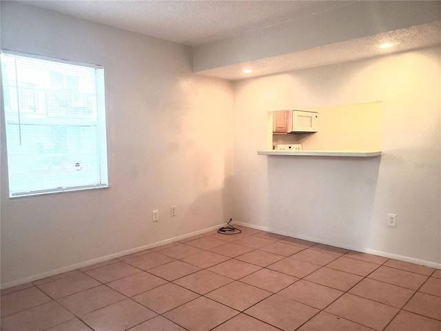 7100 WATERSIDE DRIVE, Tampa, FL 33617