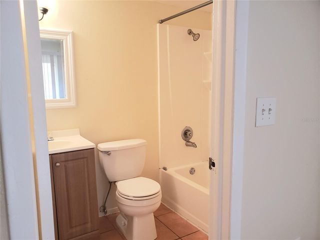 7100 WATERSIDE DRIVE, Tampa, FL 33617