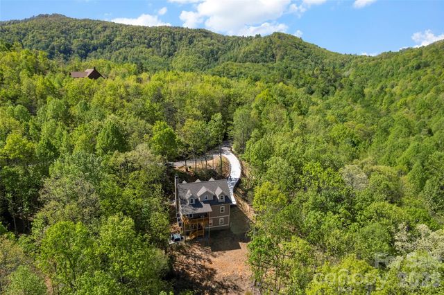 233 Arcadia Falls Way, Black Mountain, NC 28711