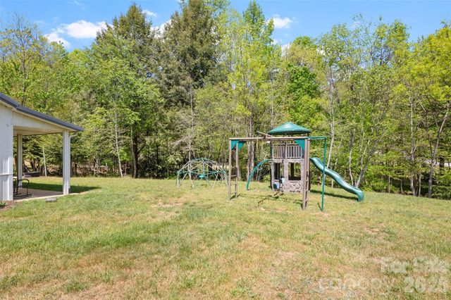 233 Arcadia Falls Way, Black Mountain, NC 28711