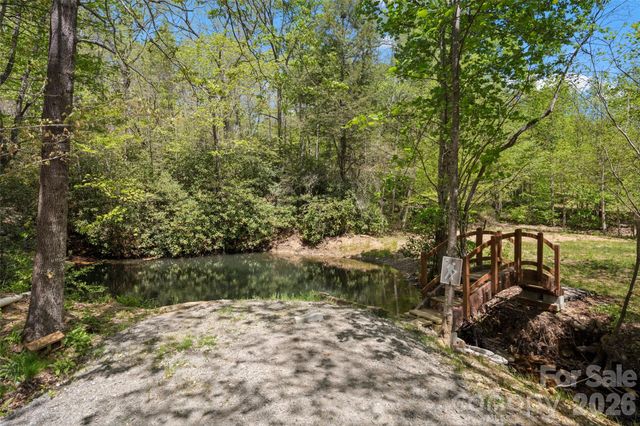 233 Arcadia Falls Way, Black Mountain, NC 28711