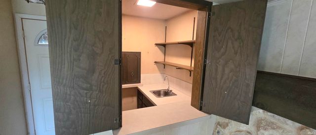 11207 W State Road 14 Road, Fort Wayne, IN 46814