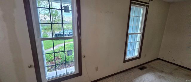 11207 W State Road 14 Road, Fort Wayne, IN 46814
