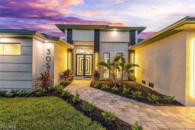 3051 SW 27th PL, Cape Coral, FL 33914