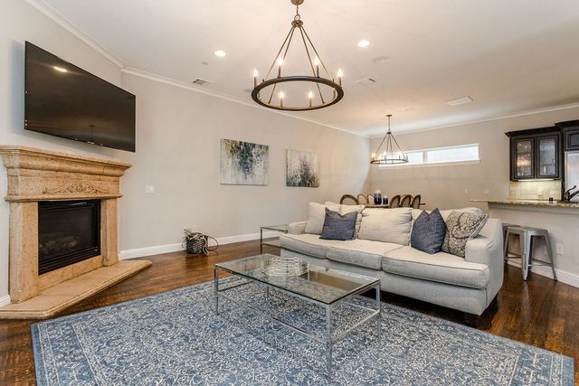 3817 Bowser Avenue C, Dallas, TX 75219