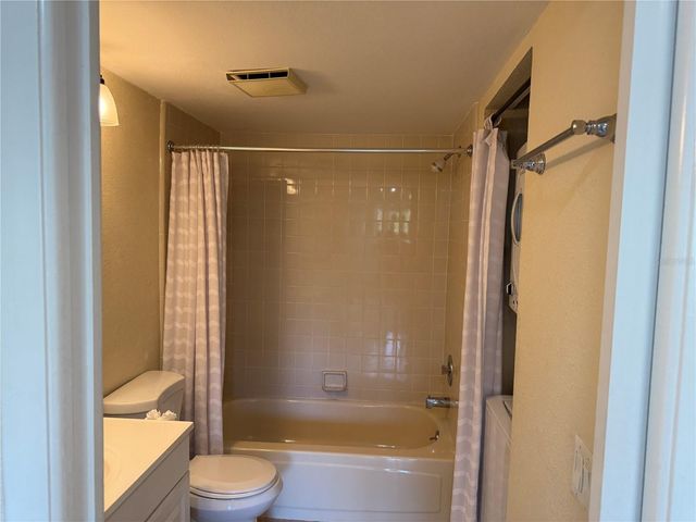 5697 ASHTON LAKE DRIVE 6, Sarasota, FL 34231