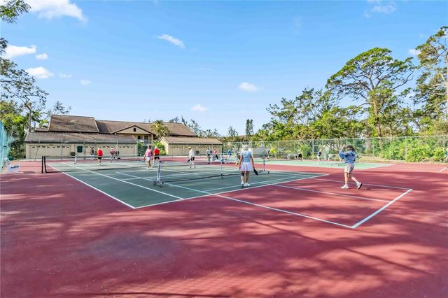 5697 ASHTON LAKE DRIVE 6, Sarasota, FL 34231