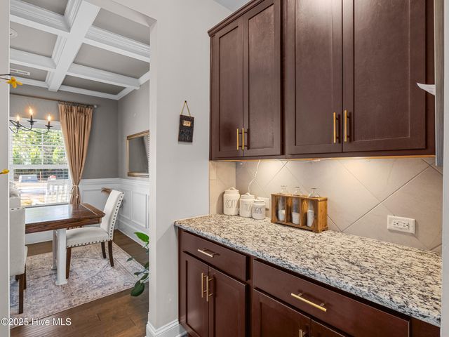 129 Oyster Landing Drive, Sneads Ferry, NC 28460