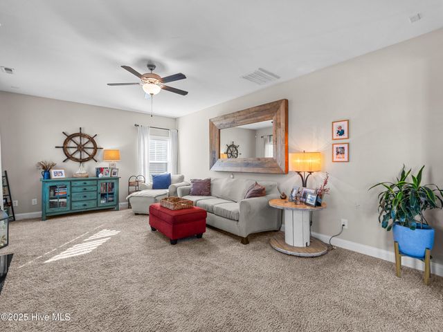 129 Oyster Landing Drive, Sneads Ferry, NC 28460