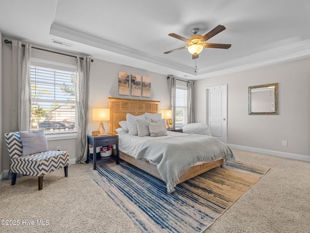 129 Oyster Landing Drive, Sneads Ferry, NC 28460