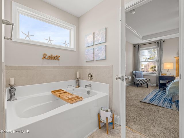 129 Oyster Landing Drive, Sneads Ferry, NC 28460