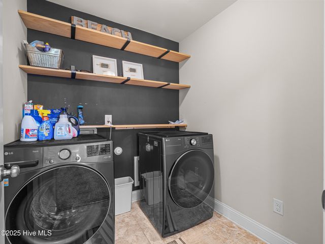 129 Oyster Landing Drive, Sneads Ferry, NC 28460