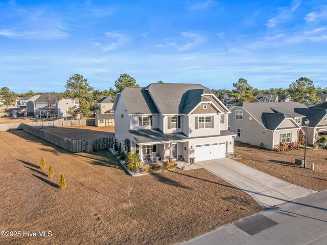 129 Oyster Landing Drive, Sneads Ferry, NC 28460