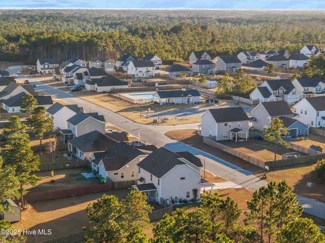 129 Oyster Landing Drive, Sneads Ferry, NC 28460