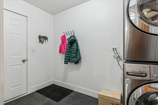 529 Horizon Drive, Bartlett, IL 60103