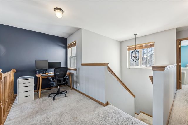 529 Horizon Drive, Bartlett, IL 60103