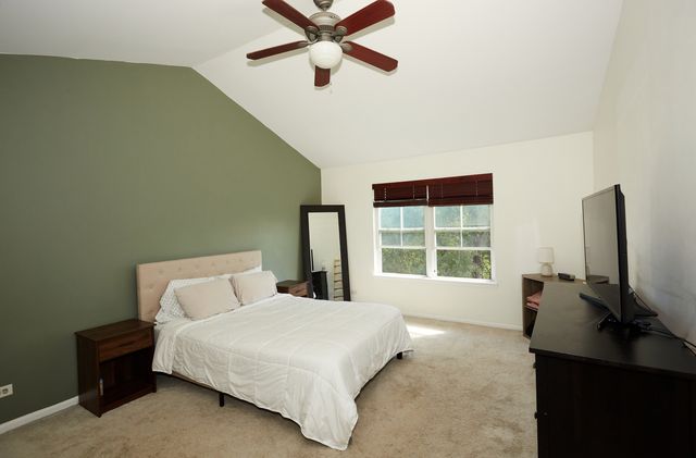 529 Horizon Drive, Bartlett, IL 60103