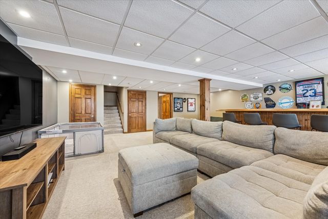 529 Horizon Drive, Bartlett, IL 60103