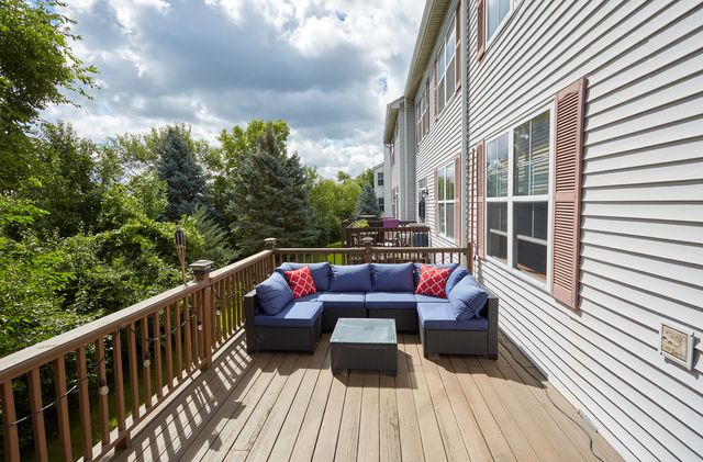 529 Horizon Drive, Bartlett, IL 60103