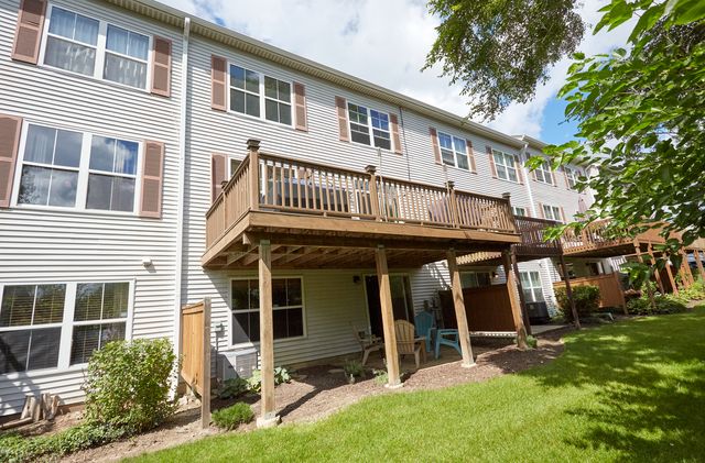 529 Horizon Drive, Bartlett, IL 60103