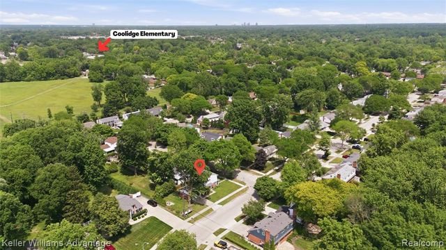17415 Sunset Street, Livonia, MI 48152