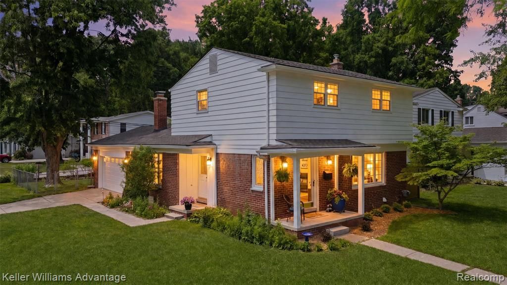 17415 Sunset Street, Livonia, MI 48152
