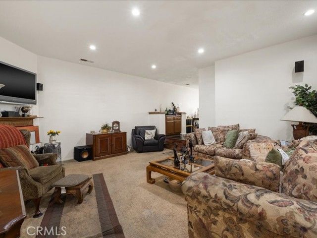 15111 Freeman, Lawndale, CA 90260